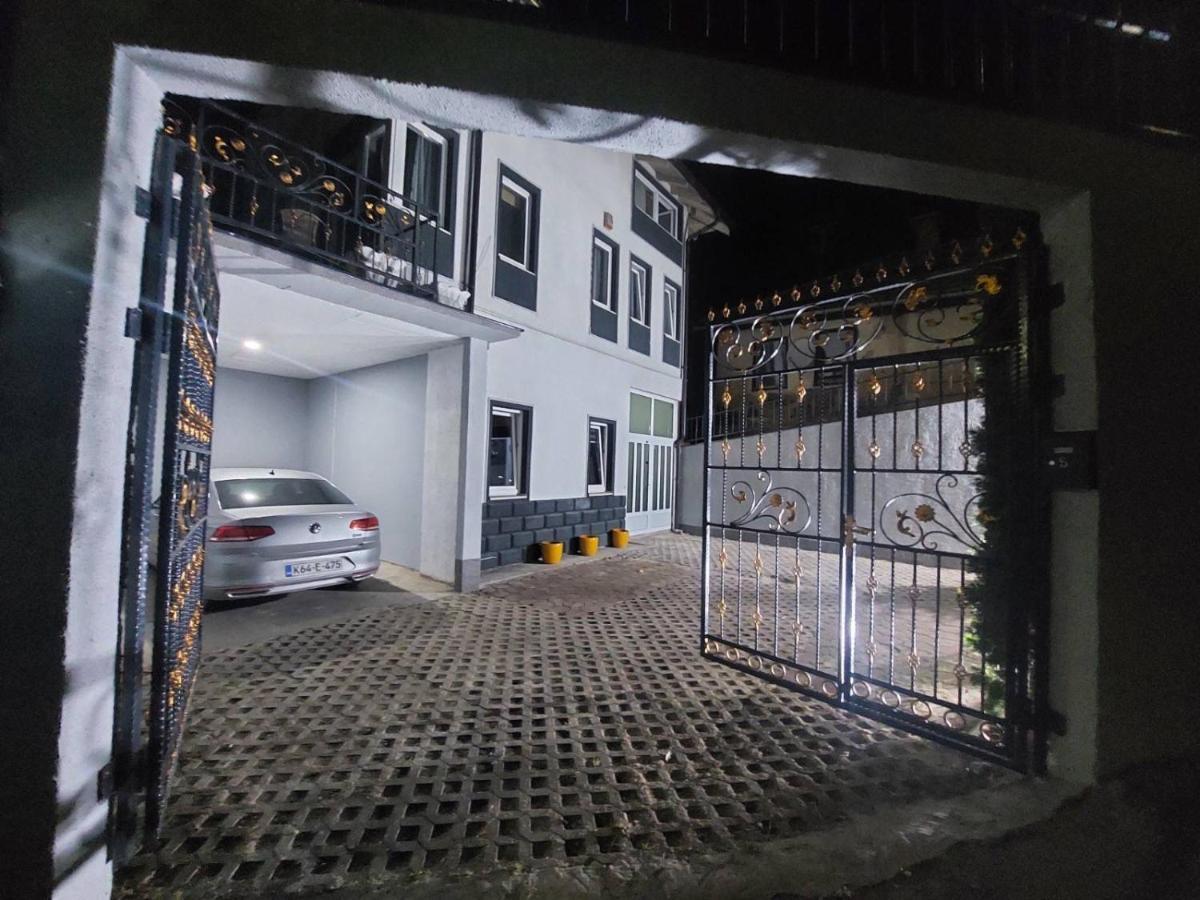 Como A Casa Apartments - Free Parking Sarajevo Luaran gambar
