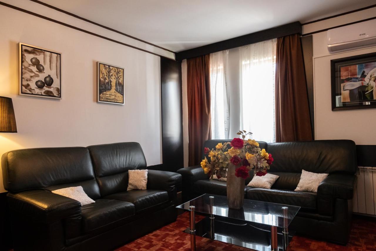 Como A Casa Apartments - Free Parking Sarajevo Luaran gambar
