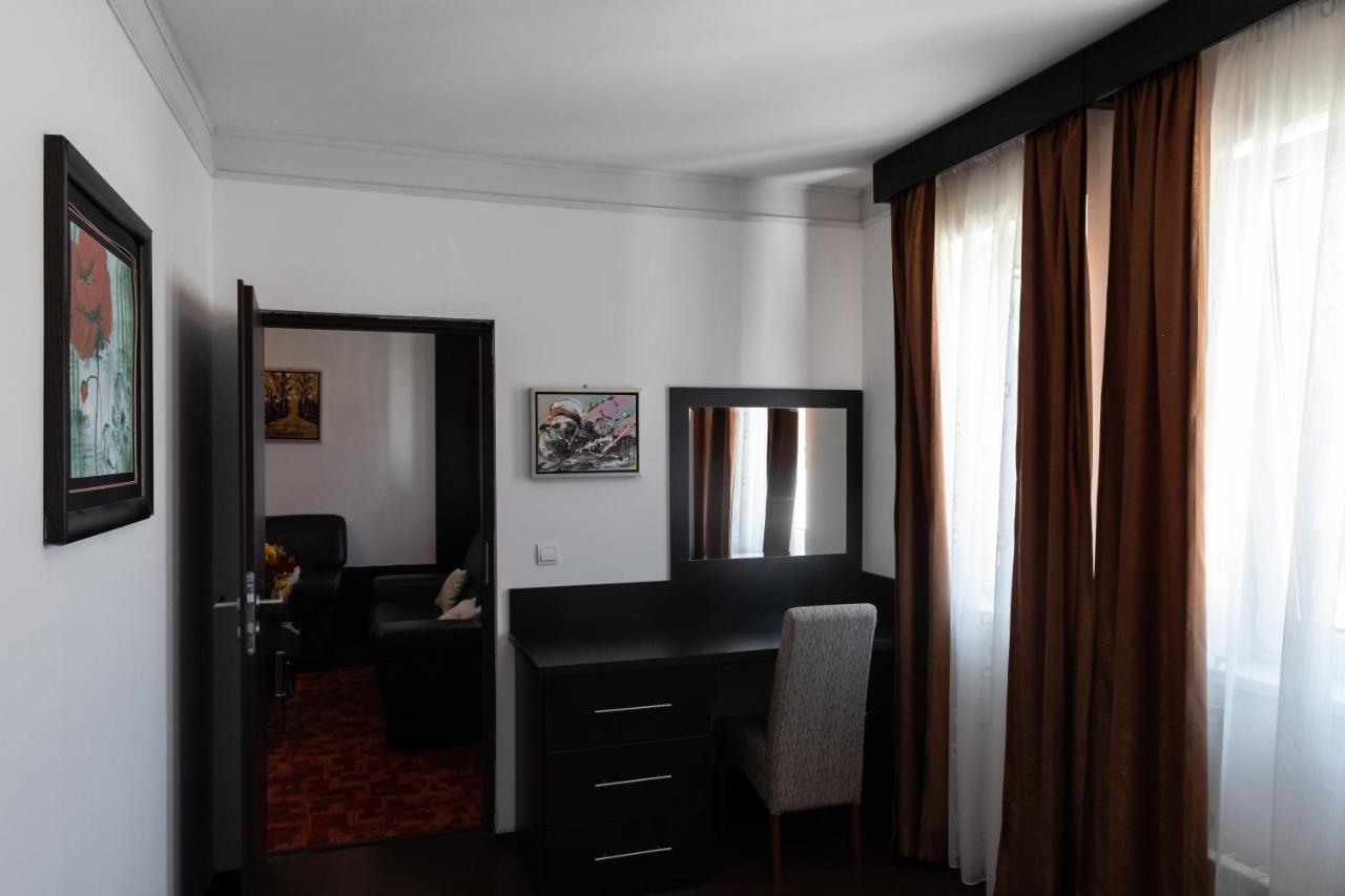 Como A Casa Apartments - Free Parking Sarajevo Luaran gambar